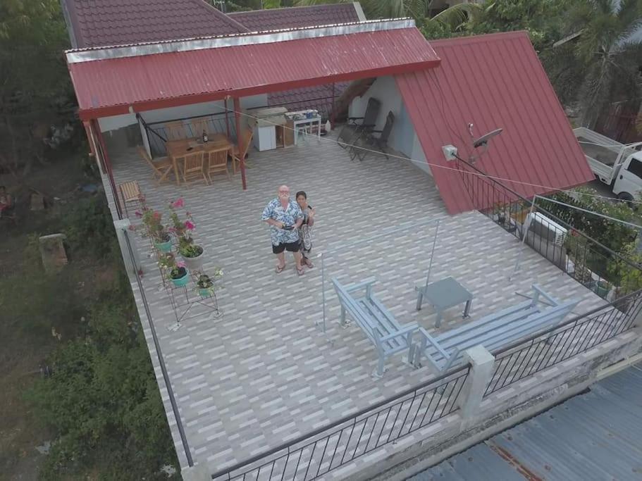 Villa A Unique And Cozy Wholehouse In Babak Samal Island Exterior foto